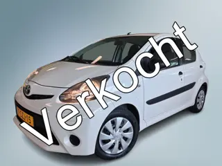 Toyota Aygo 1.0 VVT-i Now | Slechts 11.000KM | Airco | PDC