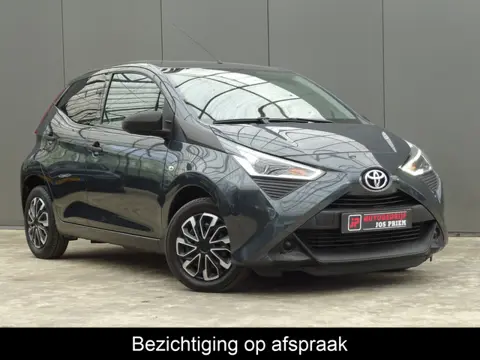 Toyota Aygo 1.0 VVT-i x-fun * EXTRA GETINT GLAS * LED * GOED ONDERH. !!