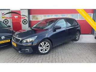 Peugeot 308 1.2 PureTech Blue Lease Executive TREKHAAK / PANORAMADAK / CAMERA / CARPLAY / NAVI / CLI