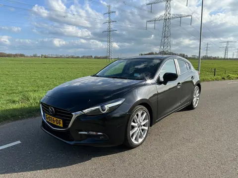 Mazda 3 2.2 SkyActiv-D 150 GT-M Navi PDC Head up Leer NL AUTO