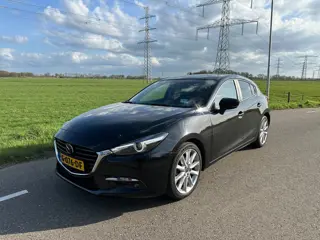 Mazda 3 2.2 SkyActiv-D 150 GT-M Navi PDC Head up Leer NL AUTO