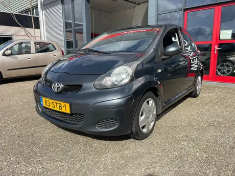 Toyota Aygo 1.0-12V Comfort Navigator airco zeer nette auto