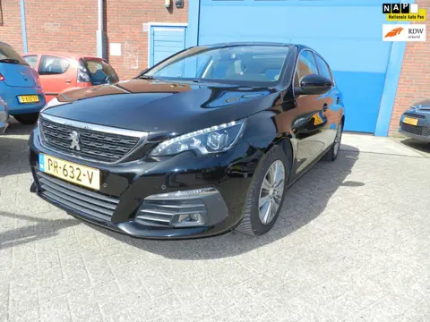 Peugeot 308 1.2 PureTech Allure volle lederbekleding