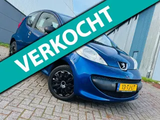Peugeot 107 1.0-12V XR