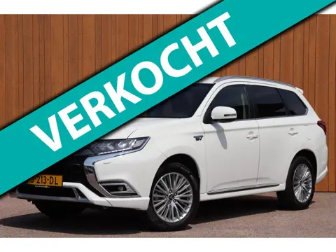 Mitsubishi Outlander 2.4 PHEV Pure+ org. NL-auto trekhaak camera stoelverw.