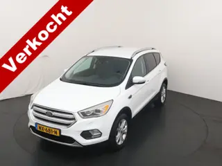 Ford Kuga 1.5 120PK EcoBoost Titanium | Half leder | Trekhaak | 1.800KG | Winter pack | PDC | Naviga