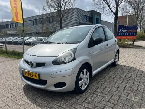 Toyota Aygo 1.0-12V Cool - Airco - 5 Drs - Nwe Apk - 1e Eigenaar