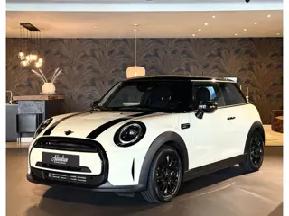 MINI Mini 1.5 Cooper Classic CAMDEN Uitv. I Automaat