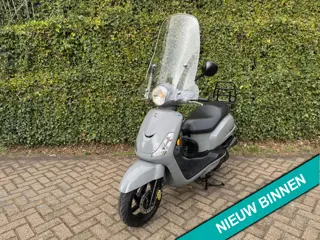 SYM Fiddle 2 45 km EURO5 Klapdrager Windscherm BETAAL met in3