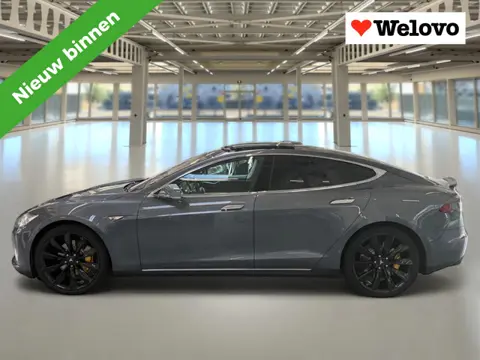 Tesla Model S 85 Base Panorama dak 21 inch/ trekhaak/nieuwe remmen/CCS
