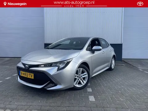 Toyota Corolla 1.8 Hybrid Active HB | Org Nl | All season Banden | Full map Navigatie en Apple/Andro
