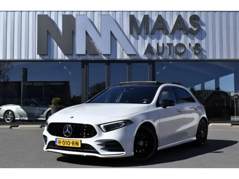 Mercedes-Benz A-klasse 180 Business Solution AMG