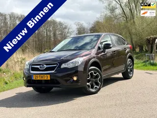 Subaru XV 2.0i Luxury AWD Automaat | 1e Eigenaar | Camera | Trekhaak | Clima | Stoelverwarming | 17"