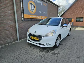 Peugeot 208 1.2 VTi Style (bj 2014)