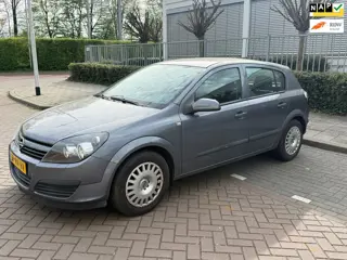 Opel Astra 1.6 AUTOMAAT | AIRCO | CRUISE | TREKHAAK | NAP |
