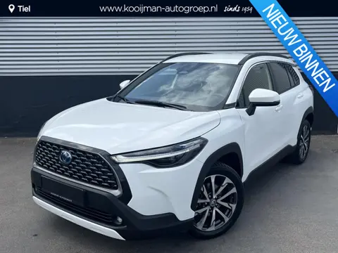 Toyota Corolla Cross Hybrid 200 Dynamic MEERDERE KLEUREN LEVERBAAR! Stoelverwarming, Navigatie, Elek