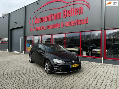 Volkswagen Golf 2.0 TDI Highline / R-Liine / Navi / Clima / PDC / Nieuwe APK / Stoel Verwarming /