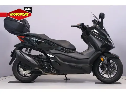 Honda FORZA 350 (bj 2025)