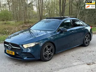 Mercedes-Benz A-klasse 180 Business Solution AMG Pano Sfeer 2020 Sedan