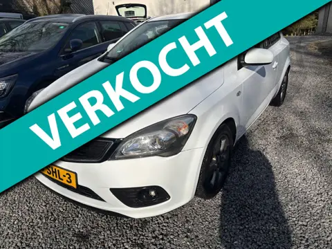 Kia Pro_cee'd 1.4 CVVT Navigator Plus Pack