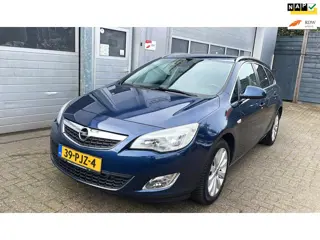 Opel Astra Sports Tourer 1.4 Turbo 140 PK-Navi-Leder-Clima