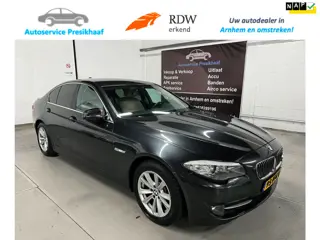 BMW 5-serie 523i Executive Automaat VOL-LEDER / NAVIGATIE
