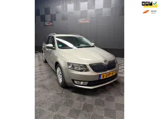 Skoda Octavia Combi 1.6 TDI Greentech Ambition | Navi | Airco | Cruise | PDC |