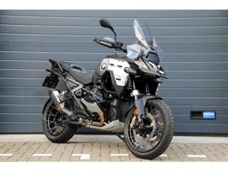 BMW R 1300 GS Adventure Triple Black | Vol in de opties | 10-2025