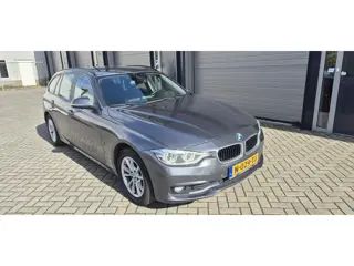 BMW 3-serie Touring 320d Edition Sport Line Shadow Executive rijdt en schakelt goed, lv deur en sche