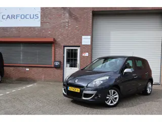 Renault Scénic 1.4 TCE Celsium NAP Trekhaak PDC Navi Cruise Airco Cruise Airco 01-27 APK