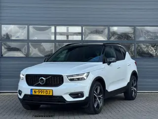 VOLVO XC40 1.5 T4 RECHARGE R-DESIGN EXPRESSION I SCHUIF/KANTELDAK I STOELVERWARMING I APPLE CARPLAY 