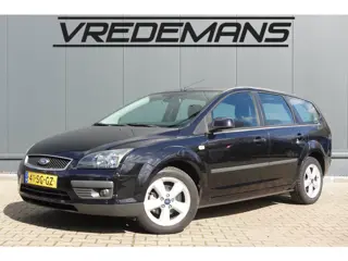 Ford Focus Wagon 1.6-16V Futura