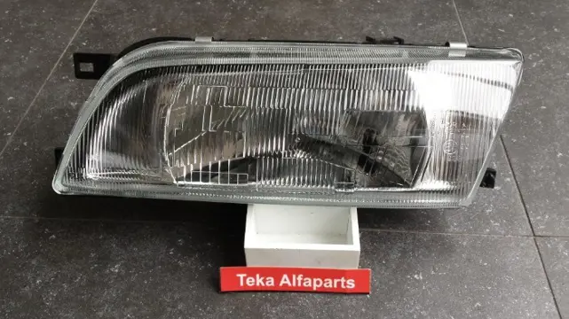 Nissan Almera (95-97) N15 Koplamp Depo 215-1168L Li LHD NOS