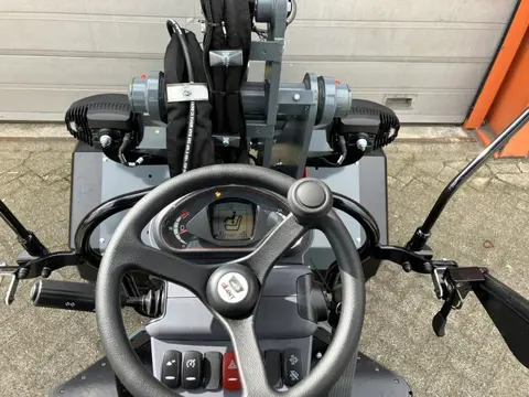 Giant G2700-HD-778331