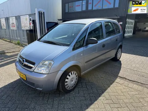 Opel Meriva 1.6-16V Essentia