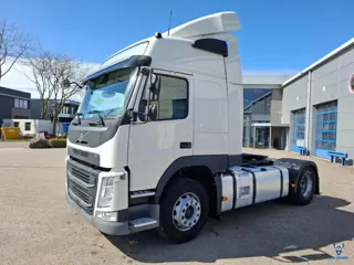 Volvo FM 460 / VEB / ACC / LWDS / ONLY:667978 KM / GOOD TYRES / ADR PREPAIRED / AUTOMATIC / EURO-6 /
