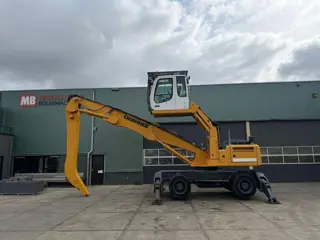 Liebherr A 904 C HD (bj 2012)