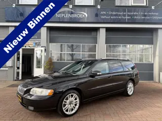 Volvo V70 2.0T Edition Sport Youngtimer Leer,Trekhaak,Navi,Clima 180PK Vol optie !!