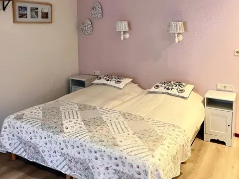 Comfort vierpersoonskamer op loopafstand van strand en duinen