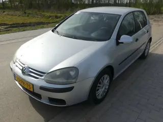 Volkswagen Golf 1.6 FSI Trend - Automaat - EXPORT