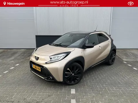 Toyota Aygo X 1.0 VVT-i S-CVT Premium | 1e Eigenaar | Org NL en slechts 10.030 km | Duurste uitvoeri
