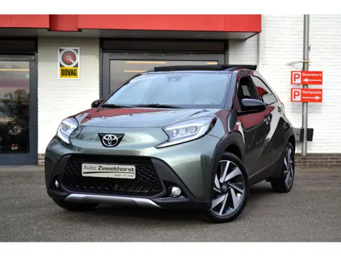 Toyota Aygo X 1.0 VVT-i S-CVT Envy, Automaat, Open dak, Clima, Navi, Cruise, 18 inch LM, Pdc V+A, et