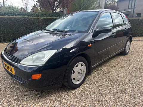 Ford Focus 1.6-16V Ghia