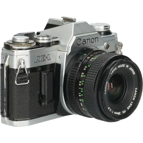Tweedehands Canon AE-1 met FD 28mm f2.8 new CM6589