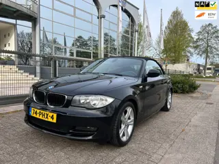 BMW 1-serie Cabrio 118i Executive Automaat ,leer,trekh,boekjes