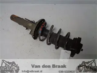 Volkswagen Polo 1.4 16V 2001-2009 Schokbreker voorzijde