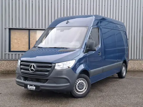 Mercedes-Benz Sprinter 311 2.2 CDI L2H2 / AIRCO / CAMERA / 3 ZITS / DEALER ONDERHOUDEN / NAVI