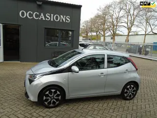 Toyota Aygo 1.0 VVT-i x-fun
