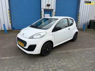 Peugeot 107 1.0 Access Accent Met Airco Inruil Mogelijk