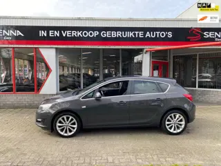 Opel Astra 1.4 Edition - 18 inch - Airco - 2013 - Inr Mog !!